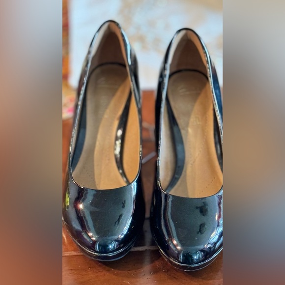 Clark’s Comfort High Heels - Picture 5 of 6